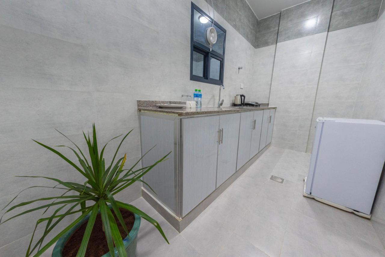 Al Sqlawi Hotel Apartment Ras al Hadd Екстериор снимка