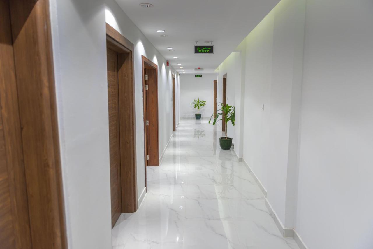 Al Sqlawi Hotel Apartment Ras al Hadd Екстериор снимка